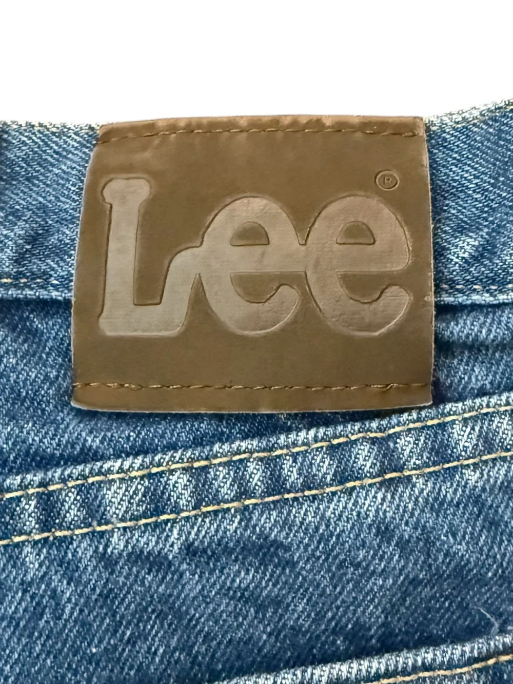 Lee Regular Fit Jeans Mens 42x36 Fits 40x36 Medium Wash Straight Leg 100% Cotton